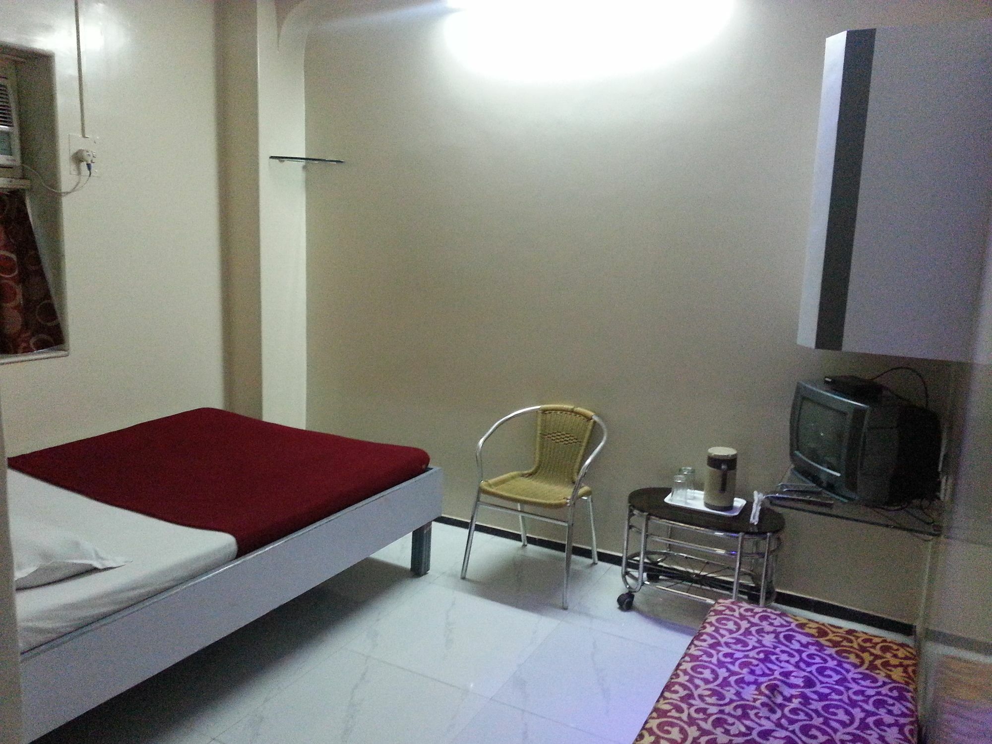 New Metro Guest House Bombay Eksteriør billede